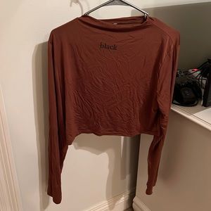 brown turtle neck long sleeve (very comfy material)